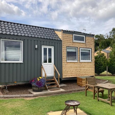 The Cedar Tiny House Villa Coldingham Exterior photo