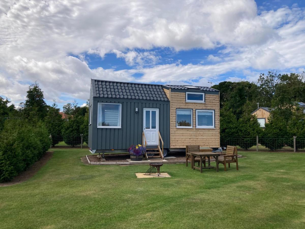 The Cedar Tiny House Villa Coldingham Exterior photo